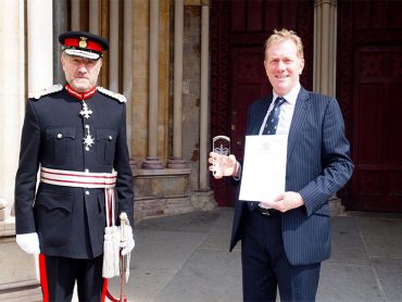 The Lord-Lieutenant presents the QAVS to Computer Friendly
