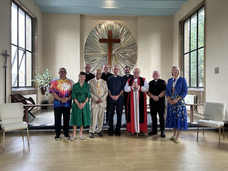 Songs of Praise & Farewell to Pete